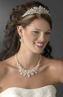 BELMONT Tiara & Necklace | Handmade Bridal Accessories Store Canada | Wedding Necklace Online