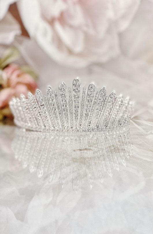 Fringe Tiara | Princess Beatrice | Swarovski royal replica Crown Canada