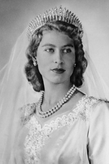 Queen Elizabeth wedding crown bridal tiara Princess Beatrice Toronto