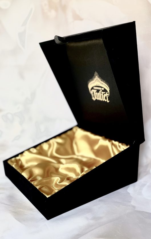 Velvet Gift Box Jewelry box Tiara Case