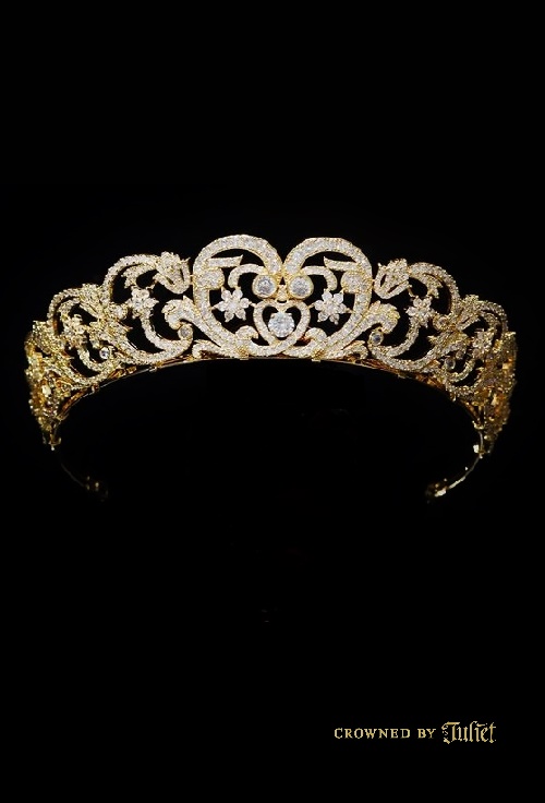 Diana Spencer Tiara | Swarovski Wedding Tiara online | Royal Replica