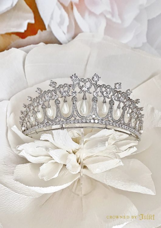 Lover's Knot Diana Tiara | Swarovski Princess Crown | Wedding Store